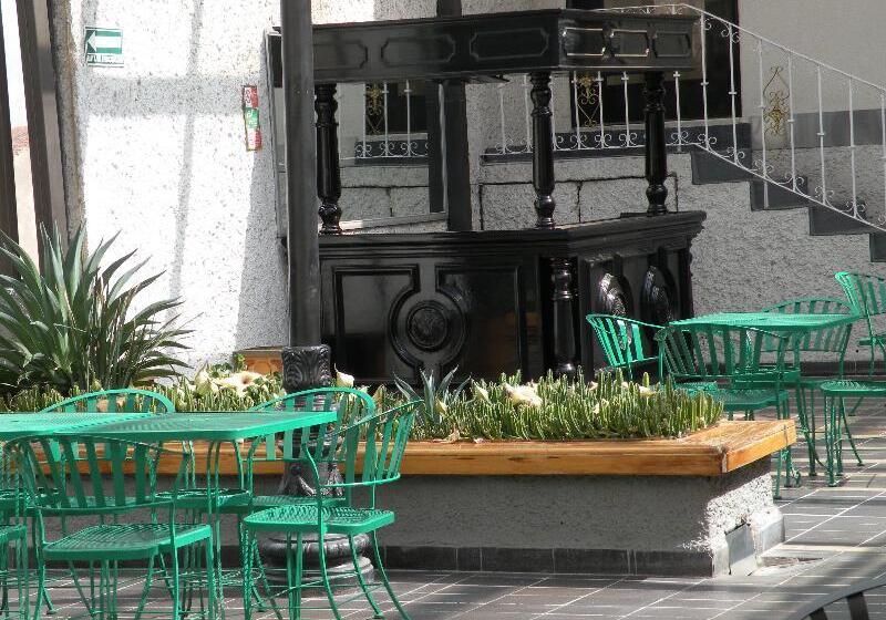 فندق Aristos Puebla