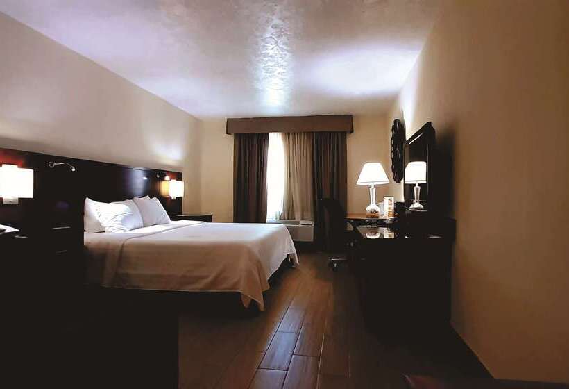 בית מלון כפרי Best Western Plus Monterrey Colon