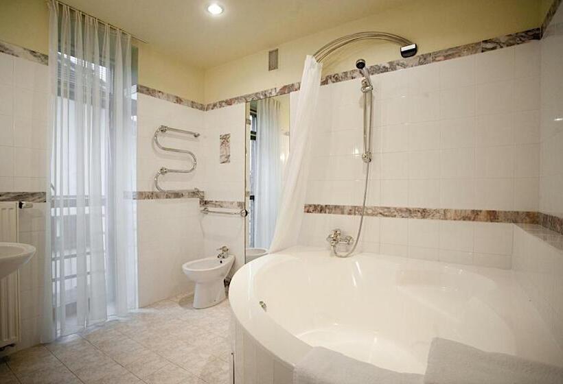 هتل Best Western Santakos