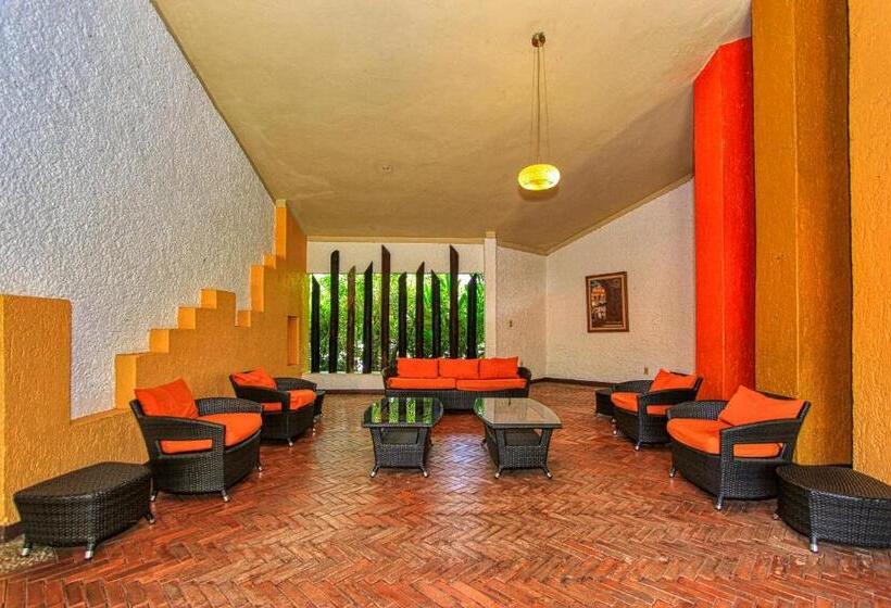 ホテル Ciudad Real Palenque