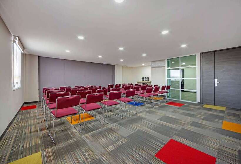 酒店 Comfort Inn Queretaro