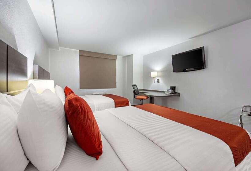 Отель Comfort Inn Queretaro