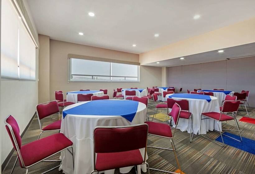 酒店 Comfort Inn Queretaro