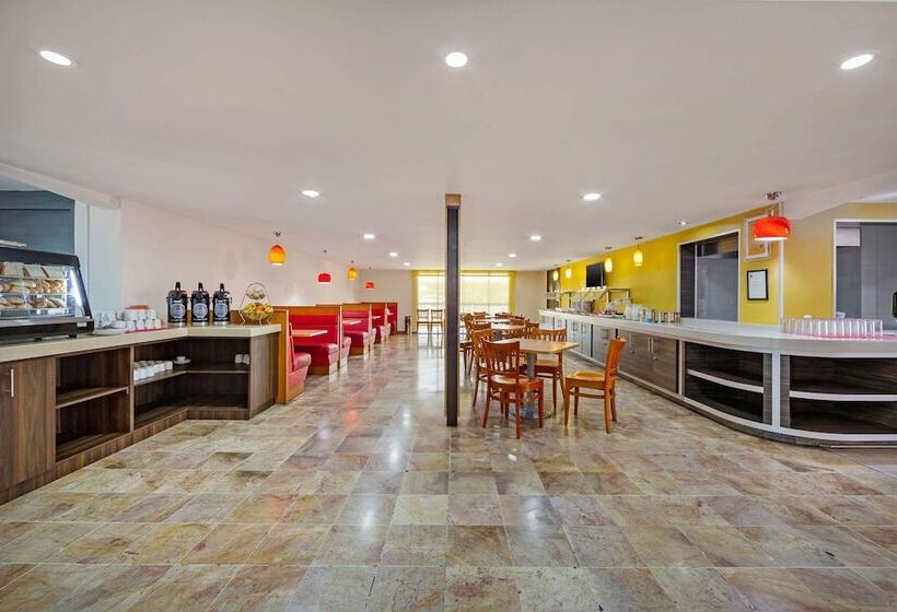 酒店 Comfort Inn Queretaro