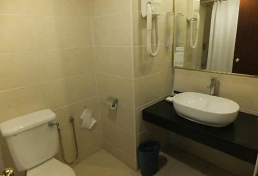 Отель Crystal Crown