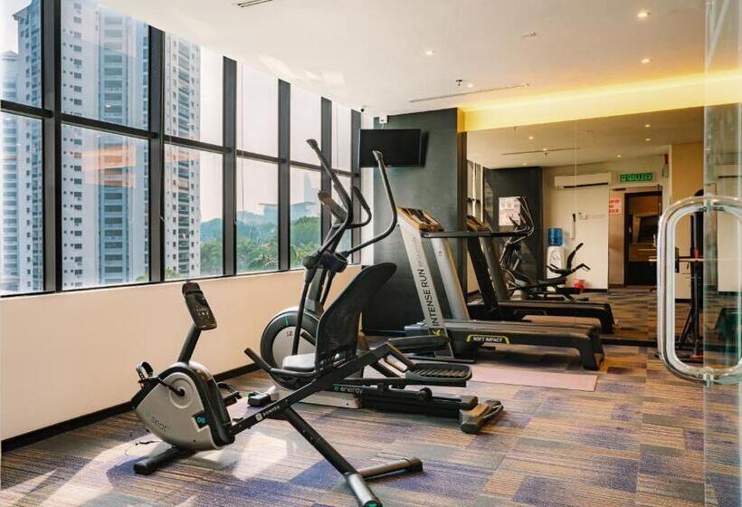 Crystal Crown Hotel Petaling Jaya