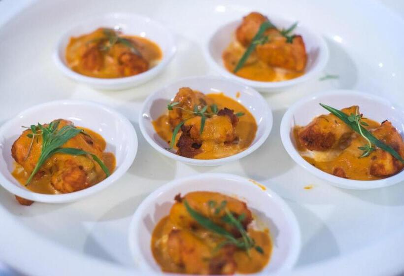 Crystal Crown Hotel Petaling Jaya