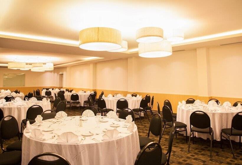 هتل Fiesta Inn Aeropuerto CD Mexico