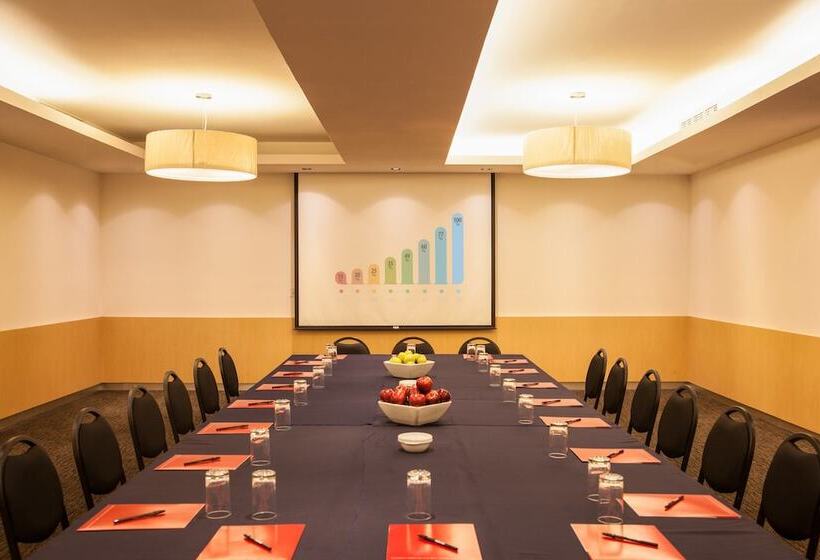 هتل Fiesta Inn Aeropuerto CD Mexico