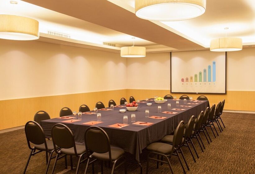 هتل Fiesta Inn Aeropuerto CD Mexico