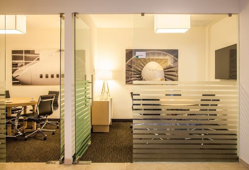 هتل Fiesta Inn Aeropuerto CD Mexico