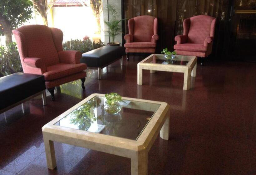 호텔 Grand Continental Kuantan