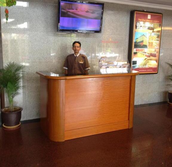 호텔 Grand Continental Kuantan