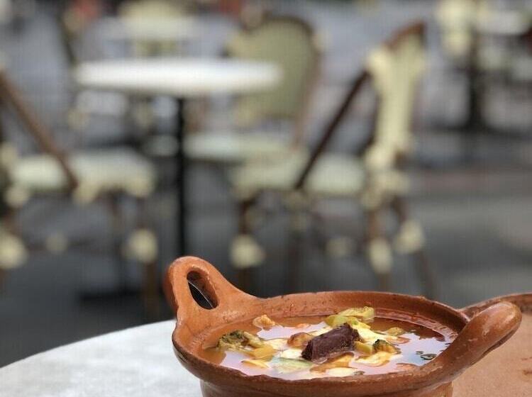 Отель Inglaterra