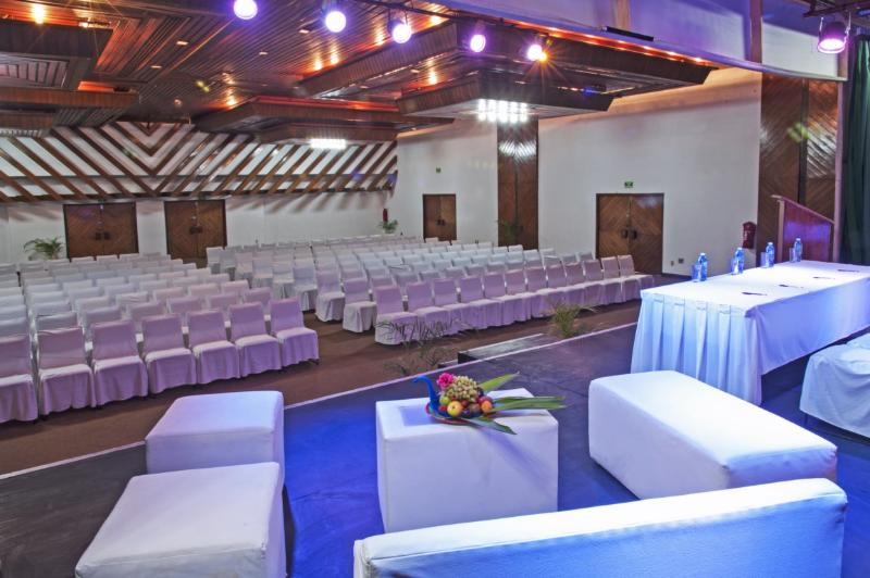 בית מלון כפרי Los Angeles Locos   All Inclusive