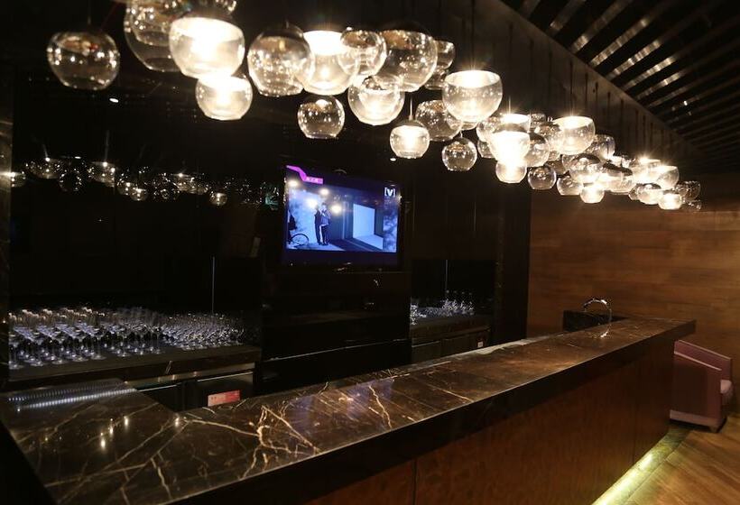 هتل Million Dragon