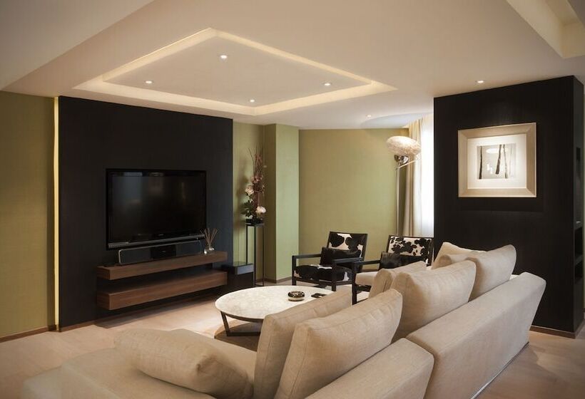 هتل Million Dragon