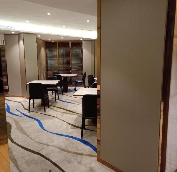 هتل Million Dragon