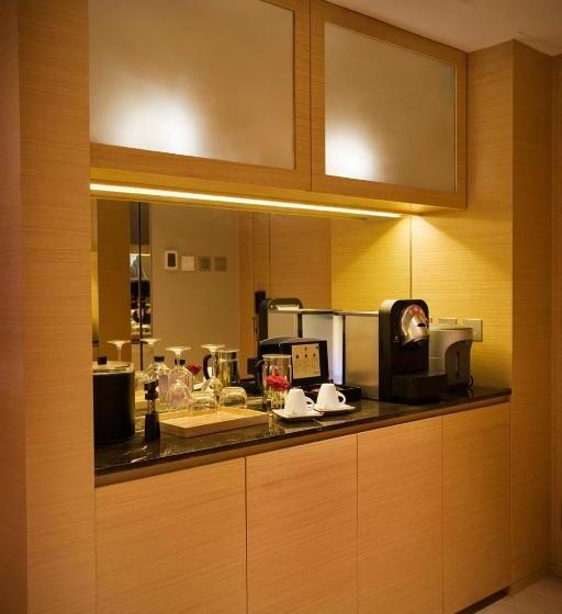 هتل Million Dragon