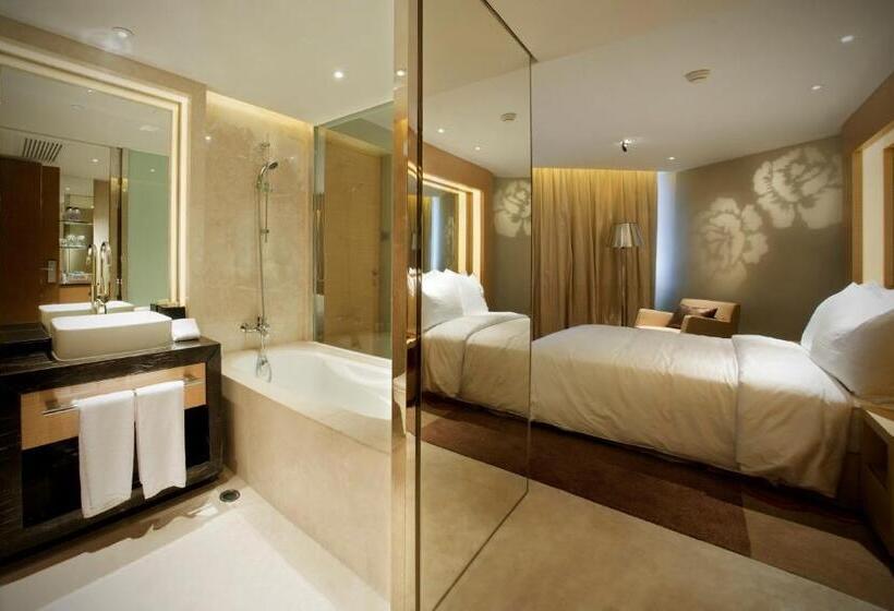 هتل Million Dragon