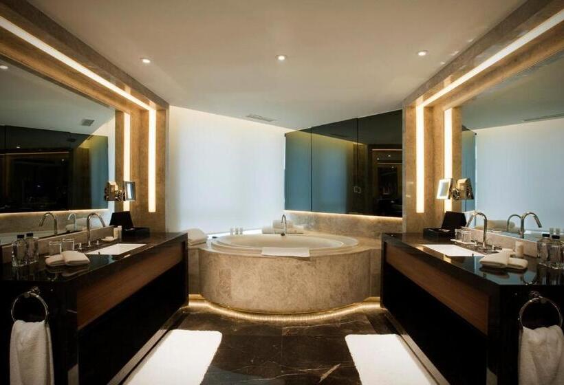 هتل Million Dragon