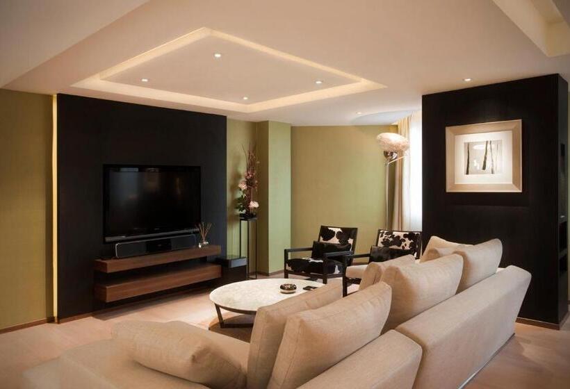 هتل Million Dragon