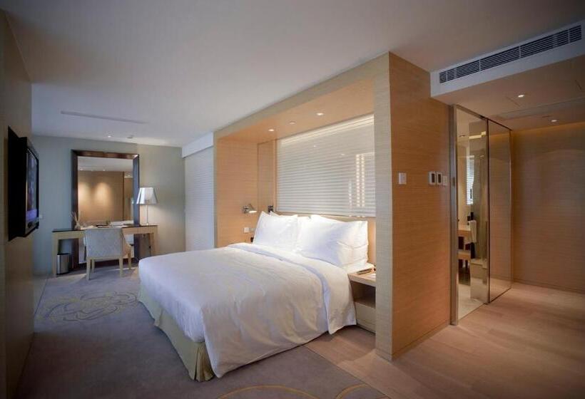 هتل Million Dragon