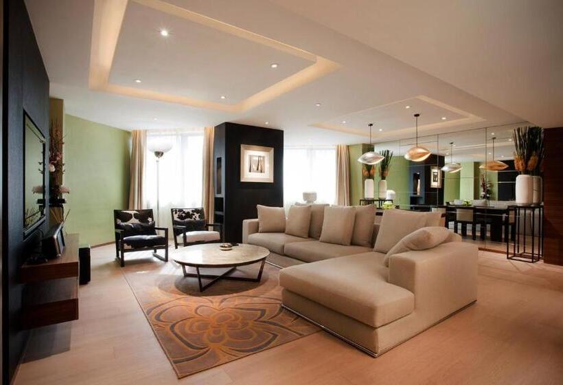 هتل Million Dragon