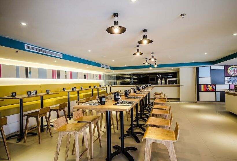 בית מלון כפרי Neo+ Penang By Aston