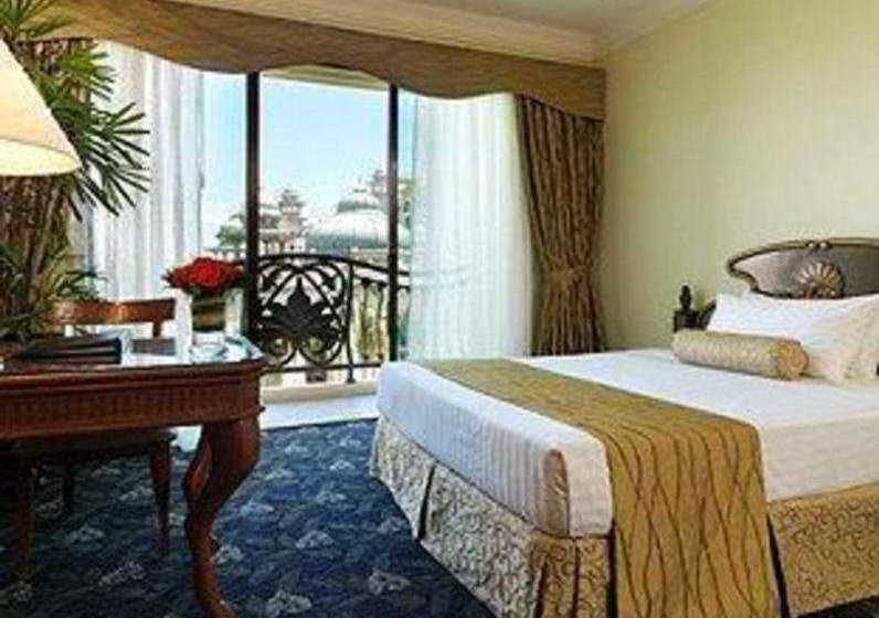 فندق Palace Of The Golden Horses