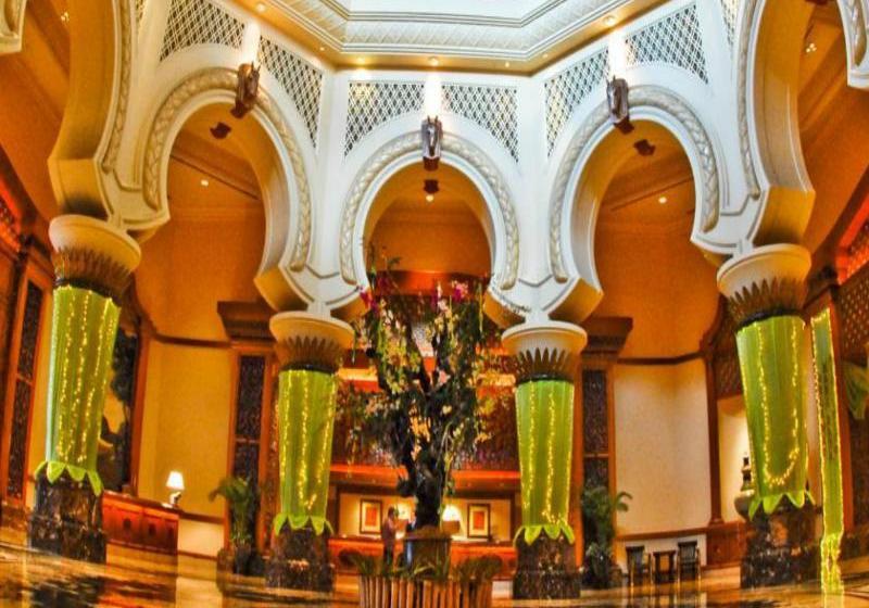 فندق Palace Of The Golden Horses