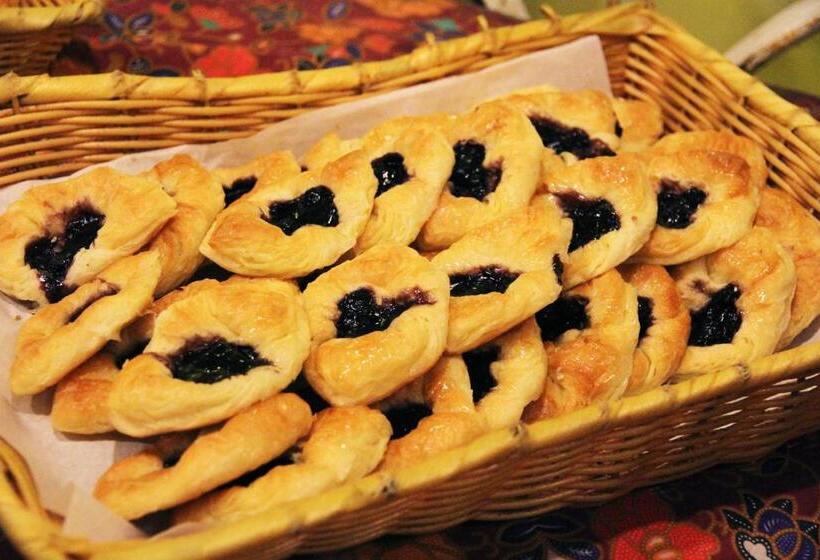 Promenade Hotel Kota Kinabalu