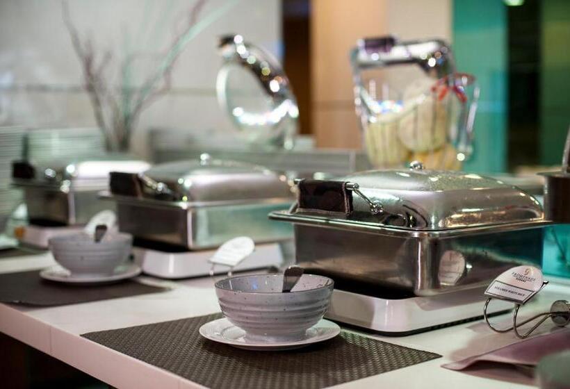 Promenade Hotel Kota Kinabalu