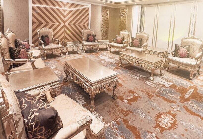 Отель Puteri Wing  Riverside Majestic