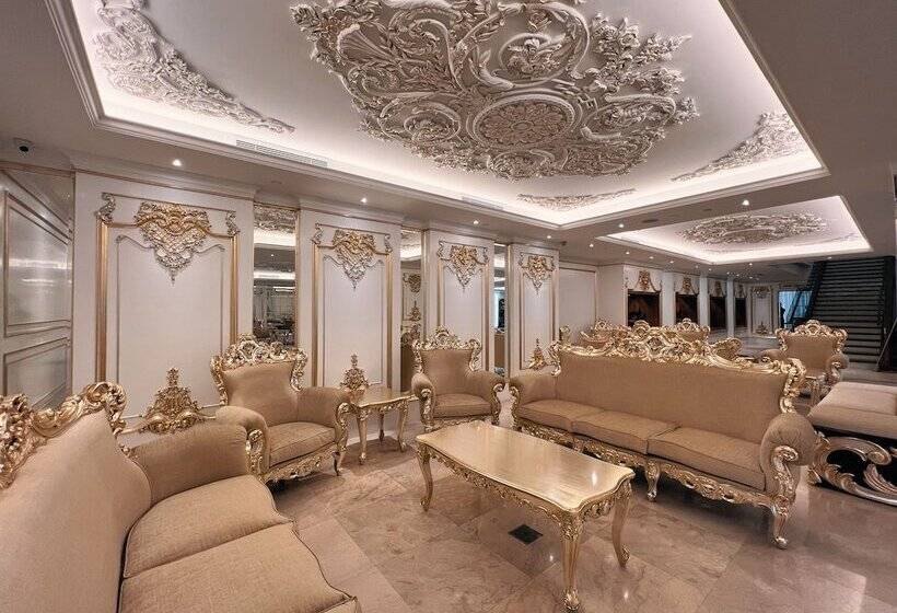 Отель Puteri Wing  Riverside Majestic