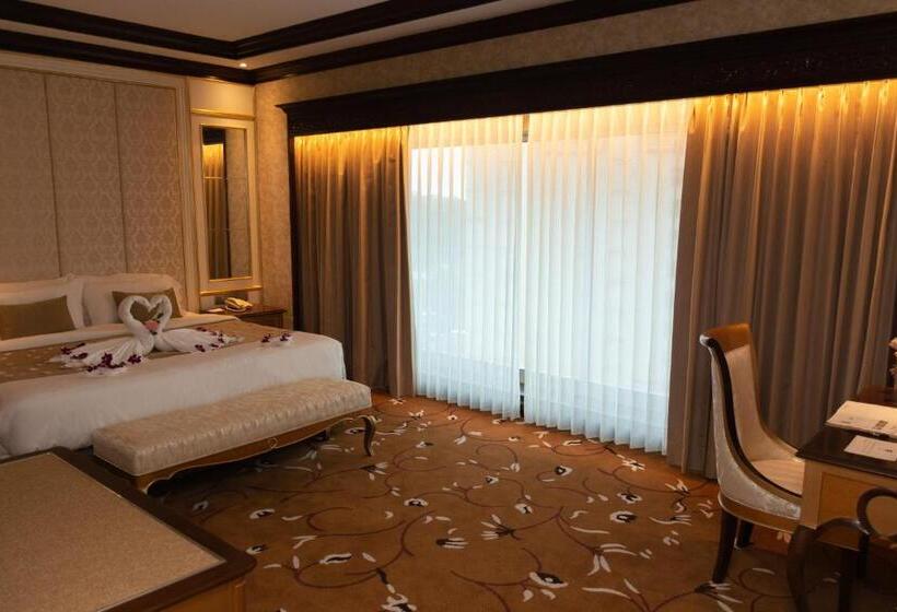 هتل Puteri Wing  Riverside Majestic