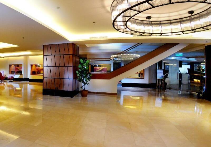هتل Puteri Wing  Riverside Majestic
