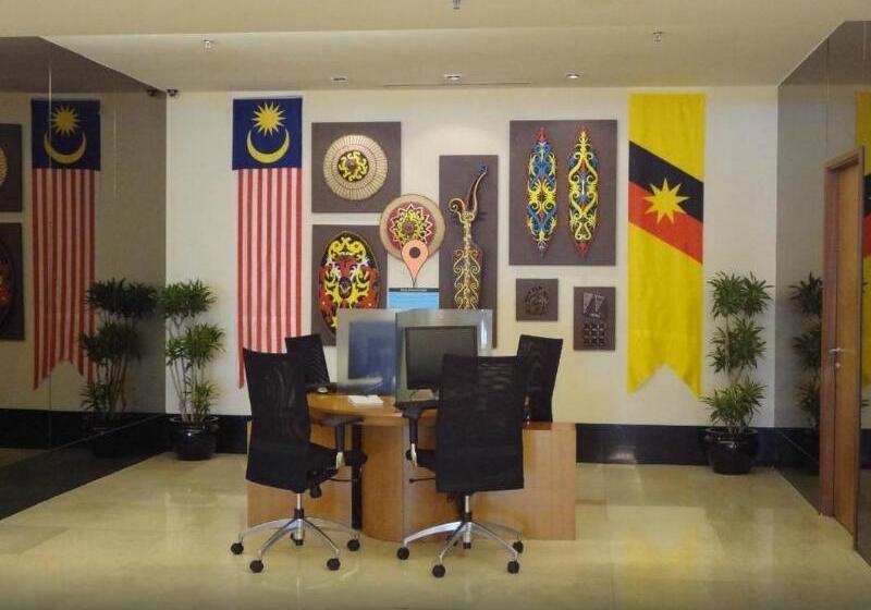 هتل Puteri Wing  Riverside Majestic