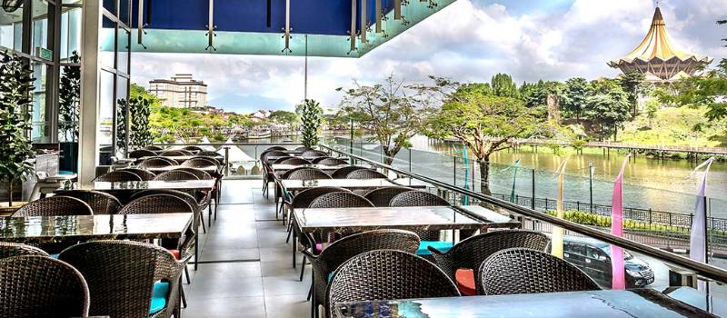 Отель Puteri Wing  Riverside Majestic