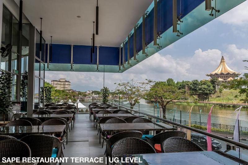 هتل Puteri Wing  Riverside Majestic