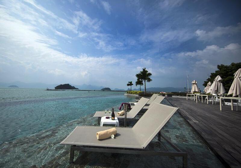 ホテル Resorts World Langkawi