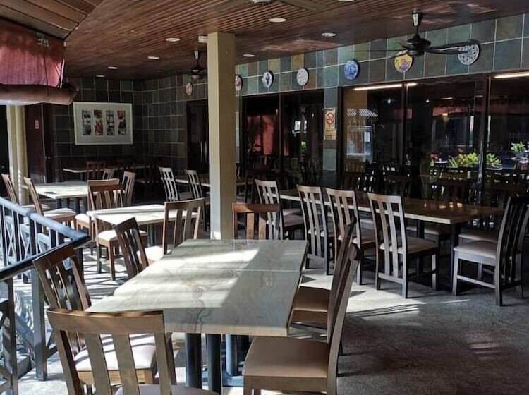 酒店 Shah S Village