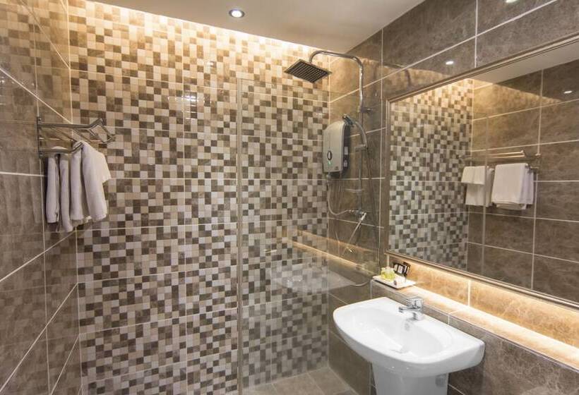 酒店 Shah S Village