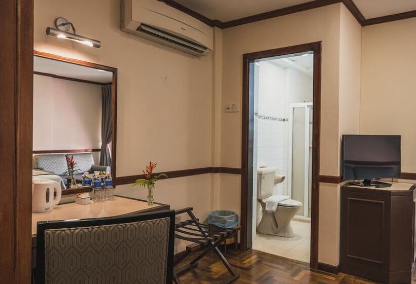 酒店 Shah S Village