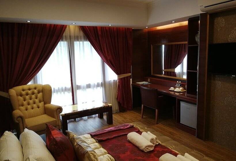 酒店 Shah S Village