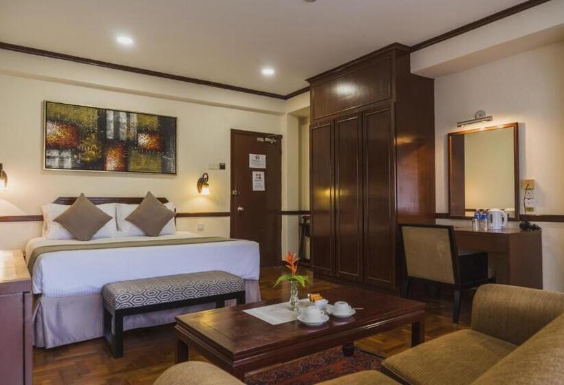 酒店 Shah S Village