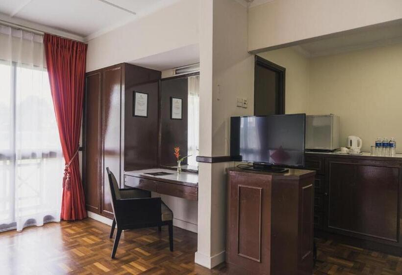 酒店 Shah S Village