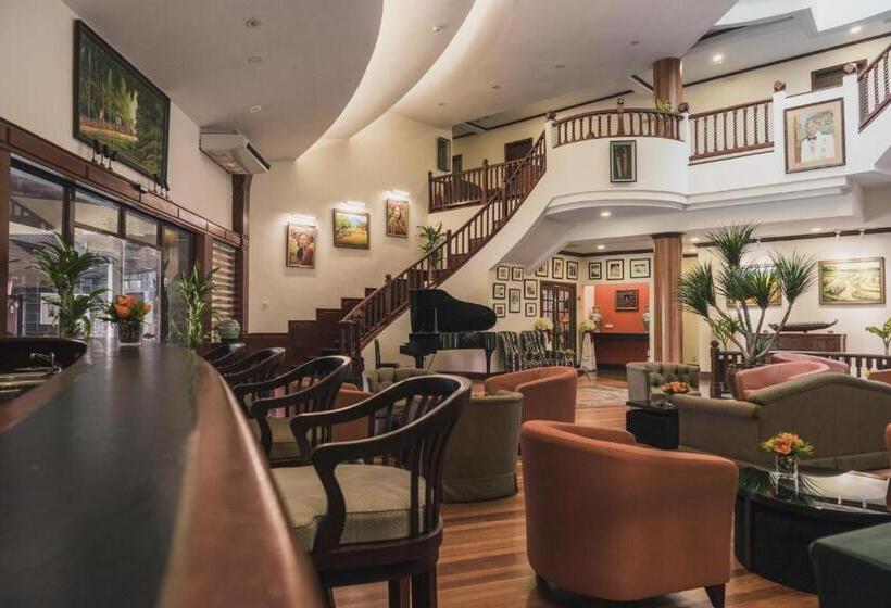 酒店 Shah S Village