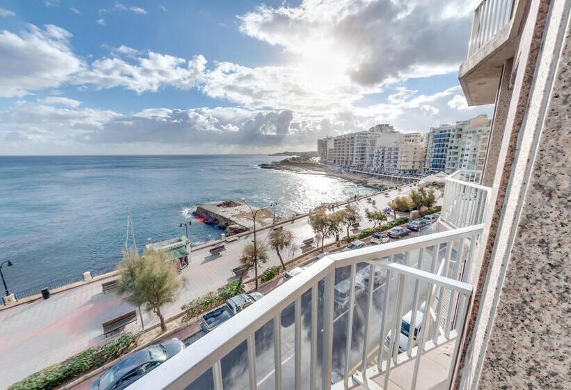 هتل Sliema Chalet