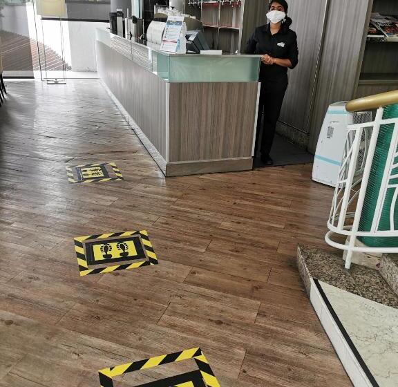 בית מלון כפרי Thistle Johor Bahru